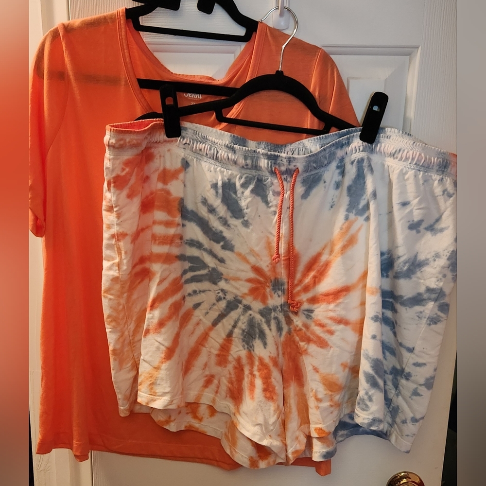 Short set pajamas